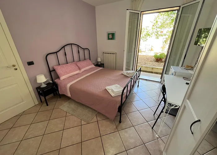 Beb Brusce' Franco E Tina Frühstückspension Ragusa